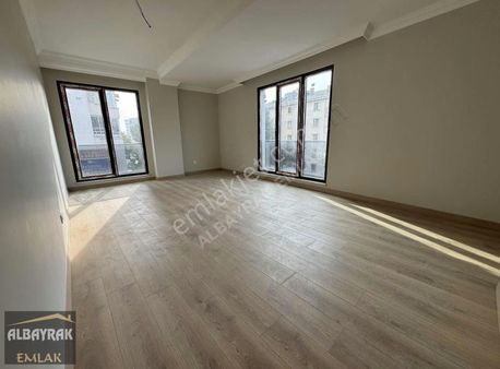 Albayrak Emlaktan Ara Kat Ön Cephe Sıfır Daire Metro Yakın