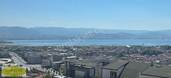 Eskidjiden Deniz Manzaralı Ankastre Ve Kombili 2+1 Ara Kat Daire