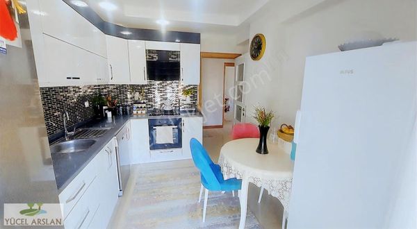 Çiğli İnönü Mah. Havuzlu Site İçin De Kiralık 3+1 Daire