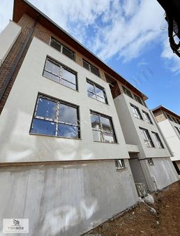Tekgöz'den Batıkent'te Site İçerisinde Özel Garajlı 2+1 Daire