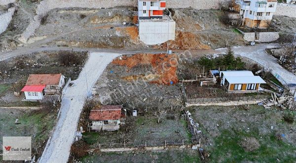 Vadi Emlak'tan Bedestenlioğlu'nda Köşe Başı 288 M2 Villa Arsası