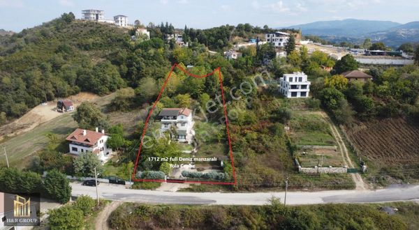Akköy Merkez'de 1712 M2 Arsalı Full Deniz Manzaralı Müstakil Ev