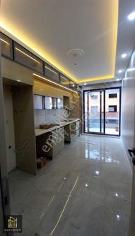 Çiftlikköy Bayraktepe'de Deniz Manzaralı Lüx 145 M2 -3+1 Daire