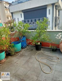 Kadıköy İbrahimağa'da Satılık 3 Katlı Bahçeli Müstakil Ev ...