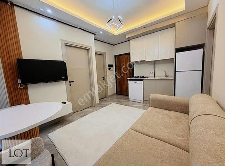 Üni. Yürüme Mesafesinde Sıfır Eşyalı Arakat 2+1 Kiralık Apart