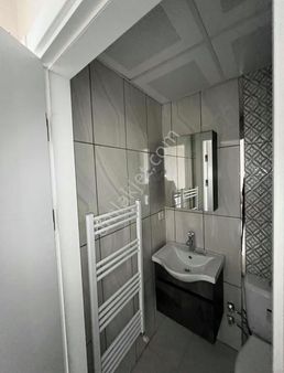 Gölet Mevki Merkezi Konumda Full Eşyalı Kiralık Sıfır 1+1