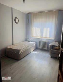 Serdivan Mavi Durak Da Özgür Sokakta 2+1 Eşyalı 90 M2 Daire