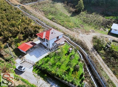 Akyazı Altındere Mah. Fırsat 23 Dönüm İçinde 2 Katlı Müstakil Ev