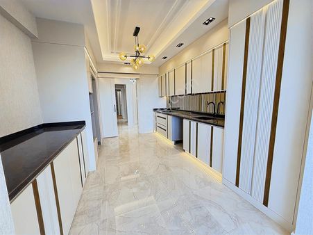 Ayalp'ten Yeni Hastane Yanında Bölgenin En Lüks 3,5+1 Dairesi!