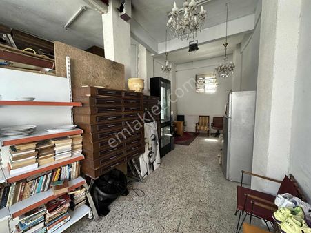 Ortaköy Sahile Yakın Satılık Dükkan