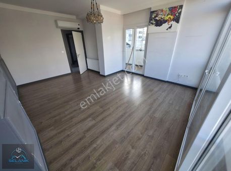 Reşatbeyde 2+1 Ofis