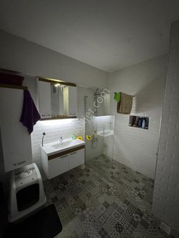 Aydın / Nazilli – Cumhuriyet Mahallesi Satılık 2+1 Ayrı Mutfak Daire – Krediye Uygun, Tertemiz!