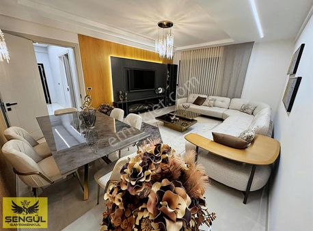 Şengül Gayrimenkul Den Yenişafakta 3,5+1satılık Lüks Daireler