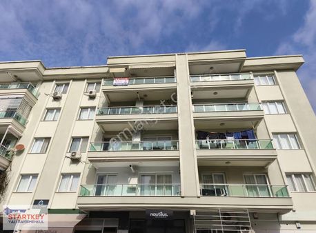 Karşıyaka Yalı Mahallesinde Doğalgaz Kombili Satılık 2+1 Daire