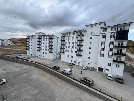 Üniversite Yolunda 2+1 Ara Kat Sıfır Daire *** Burcu Emlak