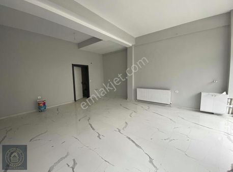 Gelibolu Yeni Sağlık Ocağı Civarında Satılık İşyeri