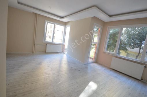 Erenköy Fırın Sokakta Yakın 3+1 Yatırımlık Binada Satılık