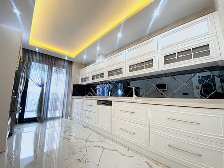 Analitik Yatırımdan Şemiklerde Havuzlu Site İçinde Satılık Daire