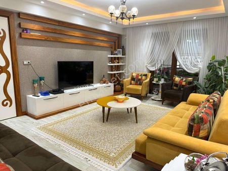 Ferhatlar Kolej Mevkii 165m² 3+1 Arakat Panjurlu Daire