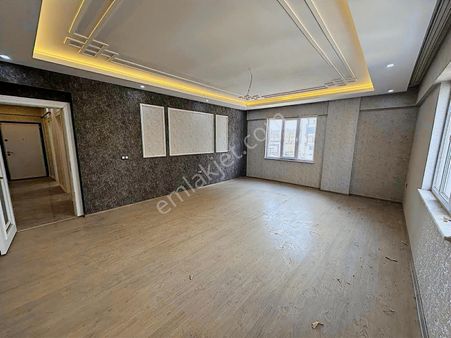 Fıstıklık Mh Mükemmel Konum 3+1 Bakımlı Fırsat Daire