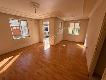 Kiralık Karşıyaka Mh De 2+1 Daire Şehitler Parkına Yakın 100 M2 1 Kat