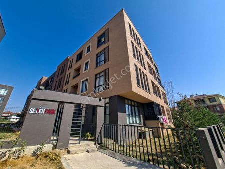 Hak Emlak'tan Uzunmustafa Mahallesinde Satılık 2+1 Daire