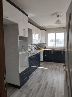 Ş. Vedat Kocadallı Mah. 4+1 180m2 Kiralık Daire