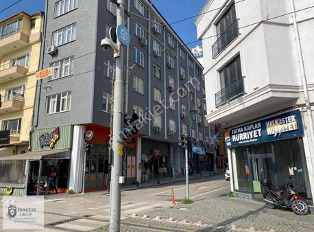 İnaltay Gayrimenkul İzmit Alemdar Cad. 40 M2 Eşyalı Kiralık Ofis