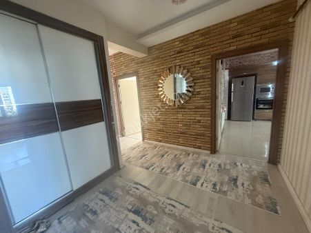 Bagcilar Hava Alanı Kavşağı Civarı 3+1