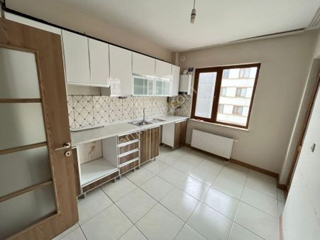 Akgedik Zeki Emlak'tan 1. Etap'ta 2+1 Ebeveyn Banyolu Satılık D.