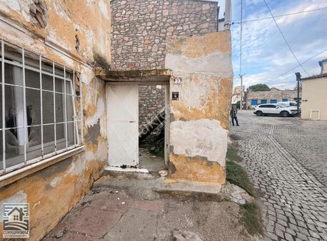 Küçükköy Merkezinde Yatırımlık Fırsat Tarihi Taş Ev