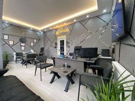 Sancaktepe Yunus Emre Mahallesi 230m2 Ana Caddeye Çok Yakın Arsa