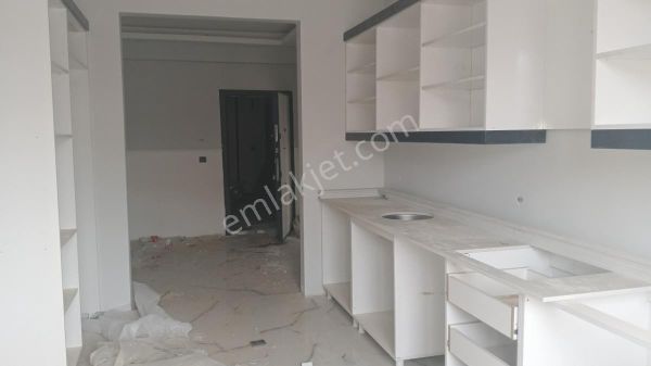 Abide Mahallesi Doğu Park Sitesinde Satılık 3+1 Yeni Lüks Daire