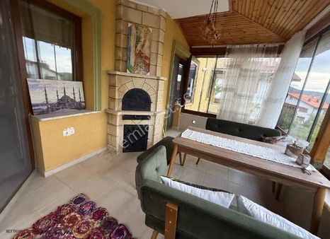 Satılık Sitede Lüks Tripleks Geniş Villa Üniversiteye Yakın