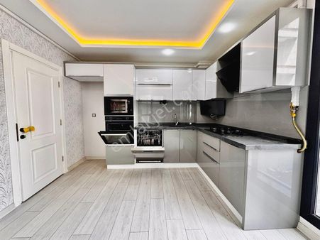 ▓zeytinli Gayrimenkul'den Ultralüx Tasarım & Ara Kat 1+1 Satılık Daire