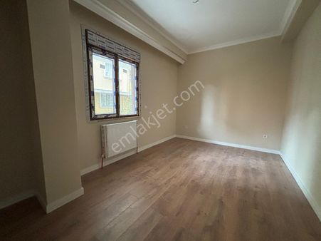 Maltepe Bağlarbaşında Sıfır Binada Kiralık 2+1 Daire