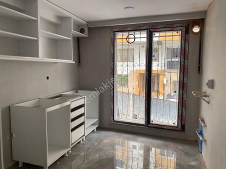 Avrupa Emlak Tan Fevzi Çakmak Mah 90m² 2+1 .yüksek Giriş,sıfır Bina,arkadan Balkonlu,çift Banyolu