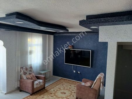 Yenimahalle Batıkent Kardelen Mah. Yapılı 4+2 Satılık Tripleks