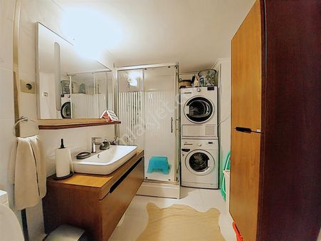 Bahçelievler'in Nezih Bölgesi Metro Yakını Otoparklı Arakat 3+1