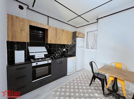 Aydınlık Caddesin'de Özel Bahçeli 1.kat 2+1 Ful Eşyalı Fırsat