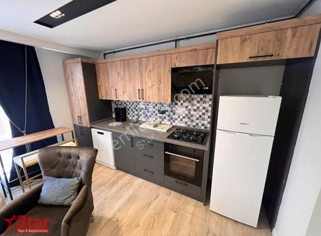 Üniversite Tramvay Durağına 250 Metre 2.kat Eşyalı Kiralık