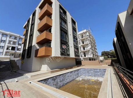 Körez'de Havuzlu Site İçi Sıfır 1.sınıf Geniş 1+1 Kiralık Daire