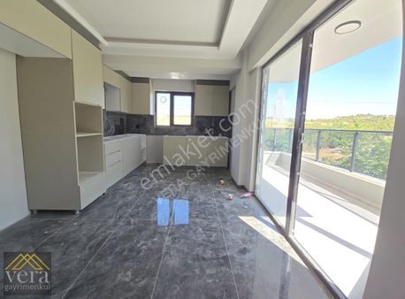 Ana Cadde Üzeri Sıfır 3+1 Kiralık Süperlüks Kapalı Garajlı