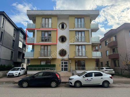 Bir Emlak'tan Burhaniye Mahallesi'nde 3+1 110 M2 Kiralık Daire