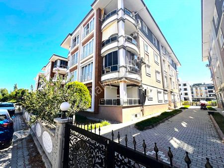 𝄞melodi'den Altınkum'da Arakat Ön Cephe Ayrı Mutfaklı Büyük Depo Alanlı 2+1 Daire