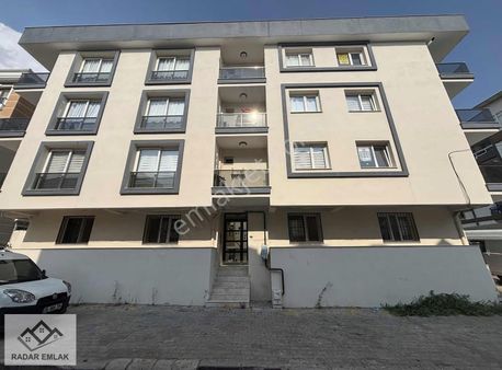 Buca Adatepede 2+1 Arakat 7 Yaşında Kiracısız Satılık Daire