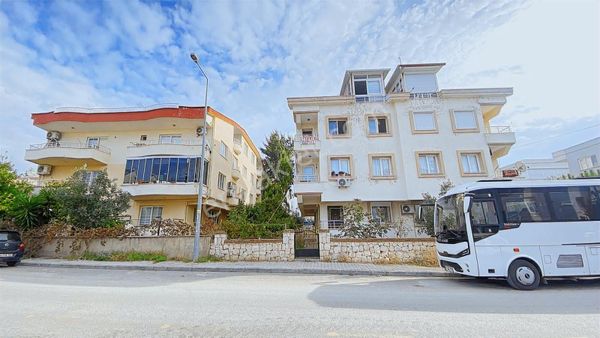 Efeler Mahallesinde Yatırımlık Bahçe Kullanımlı 1+1 Daire