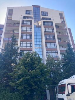 Göral Emlaktan 3+1 Huzur Mah. 1112 Cadde De Sitede Ön Cephe