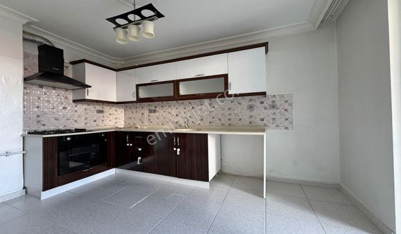 Atapark 3+1 Kat Konumunda Altı Daire Yeni Bina Asansörlü Masrafsız