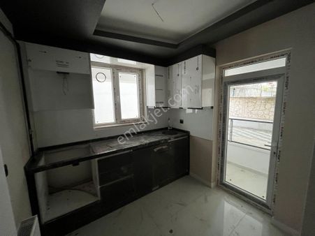 Tandoğan Mh De 2+1 Bğımsız Yeni Bina Full Yapılı Giriş Kat Daire